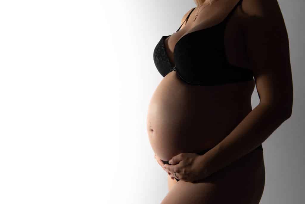 Arnaud M photographe professionnel photo de GROSSESSE MEAUX 1001